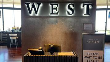 Breakfast, dinner, brunch served; sea views