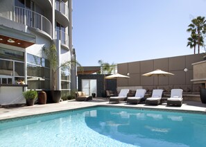 Outdoor pool, sun loungers