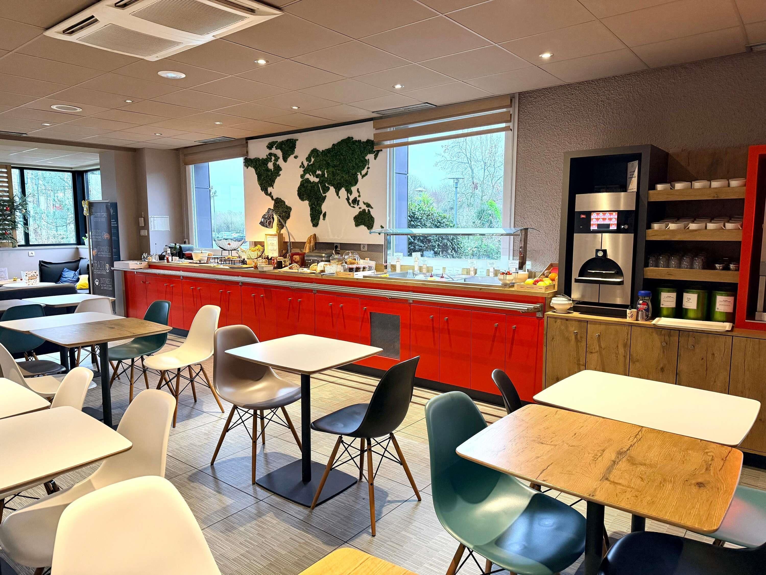 Daily buffet breakfast (EUR 12.90 per person)