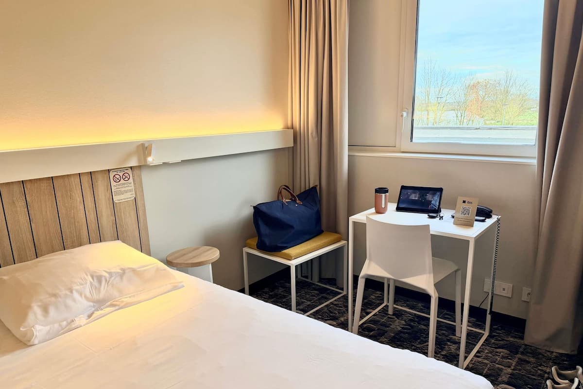 Standard Room, 1 Double Bed