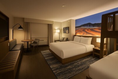 Starlite Yellowstone, Tapestry Collection by Hilton