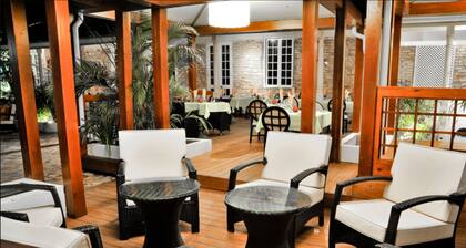 Island Inn All Inclusive Hotel