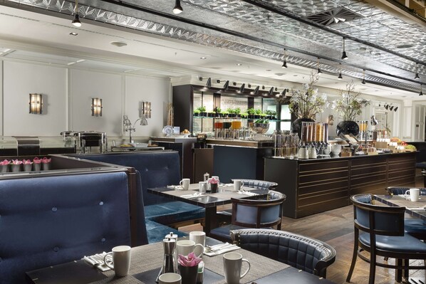 Breakfast, lunch and dinner served - Hilton Prague Old Town (Prague)