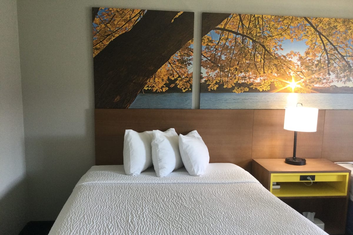 In-room safe, desk, laptop workspace, blackout curtains