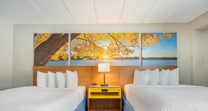 Days Inn by Wyndham International Falls