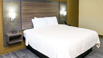 Kamar Standar, 1 Tempat Tidur King, Bebas Asap Rokok | 1 kamar tidur, meja kerja, Wi-Fi gratis, dan seprai linen