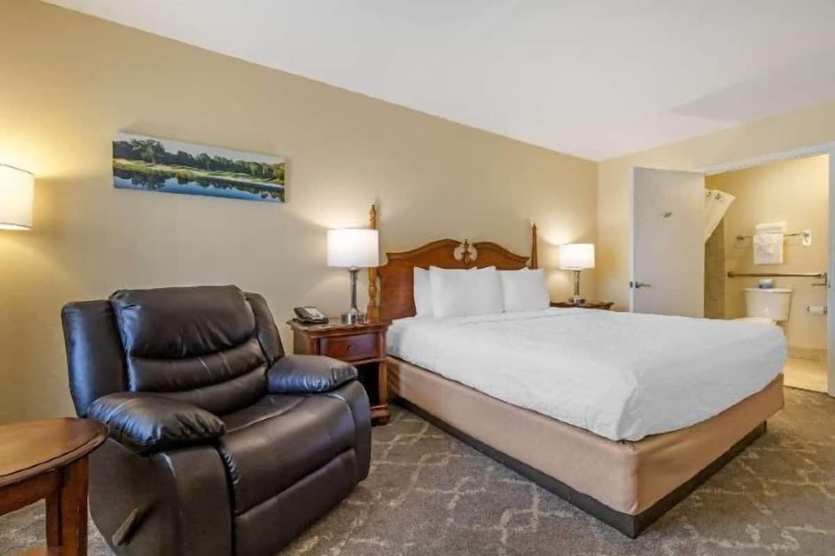 Desk, laptop workspace, iron/ironing board, WiFi