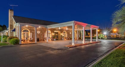 Best Western Plus Santee Inn