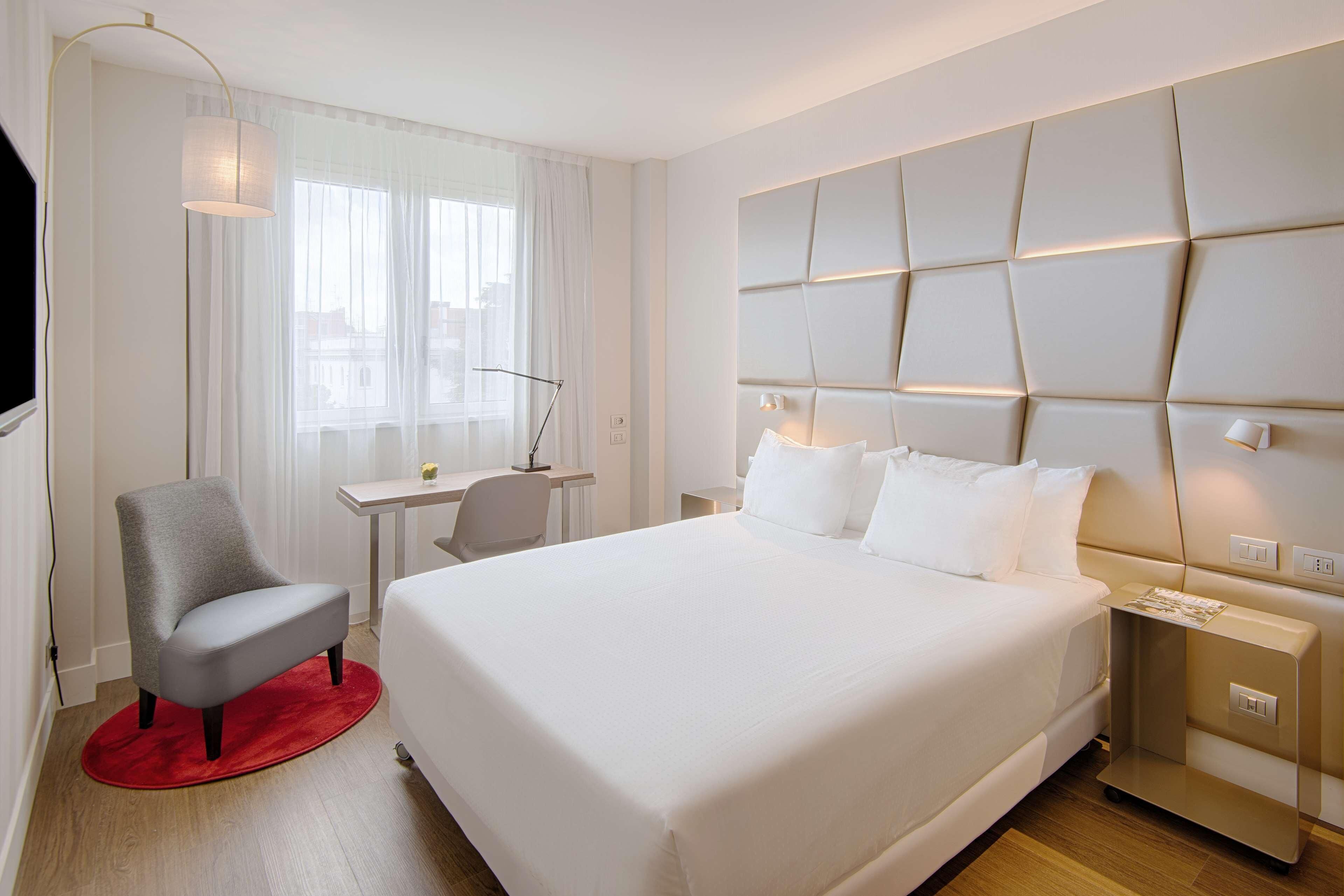 Minibar, in-room safe, desk, soundproofing