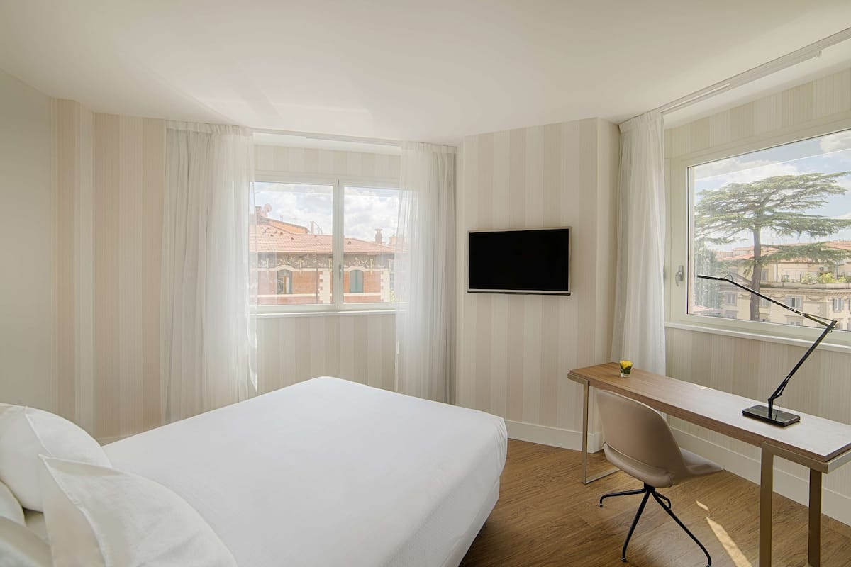 1 bedroom, minibar, in-room safe, individually decorated