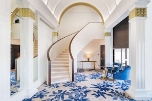 Presidential Suite (Lounge Access)