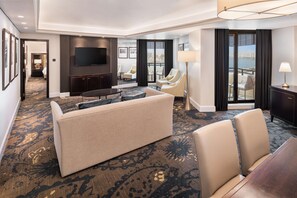 Grand Suite, Balcony (Creek View, Lounge Access)