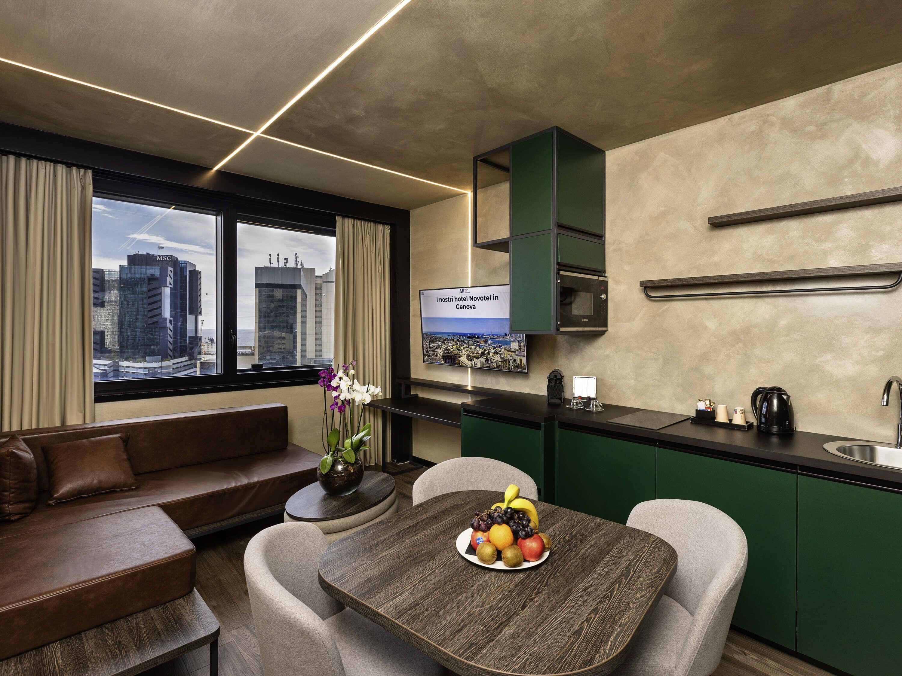 Hypo-allergenic bedding, minibar, in-room safe, blackout curtains