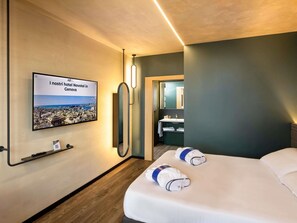 Deluxe Apartment, 1 Double Bed with Sofa bed | Hypo-allergenic bedding, minibar, in-room safe, blackout drapes - Novotel Genova City (Genoa)