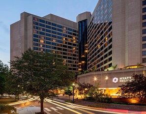 Exterior - Hyatt Regency Crystal City (Arlington)