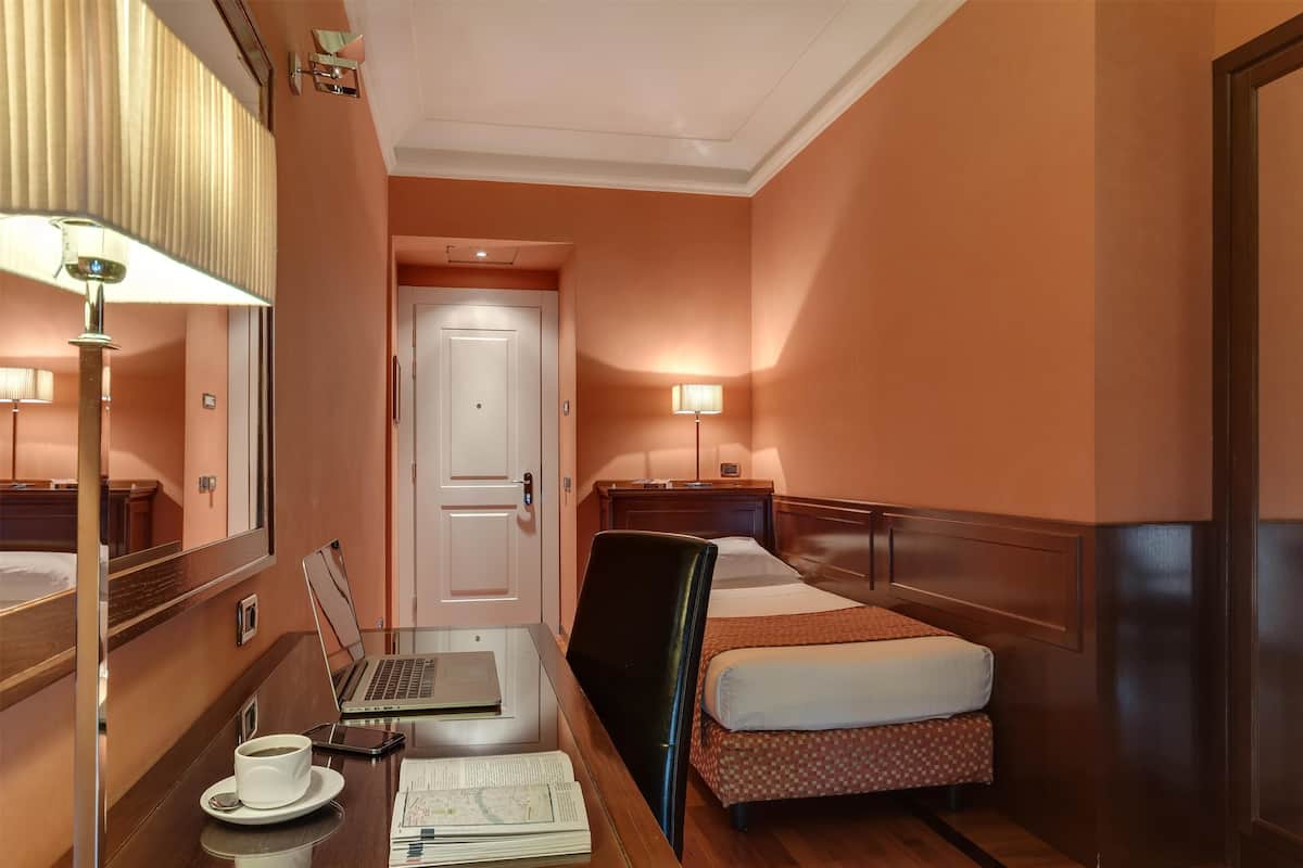 Ropa de cama de alta calidad y minibar