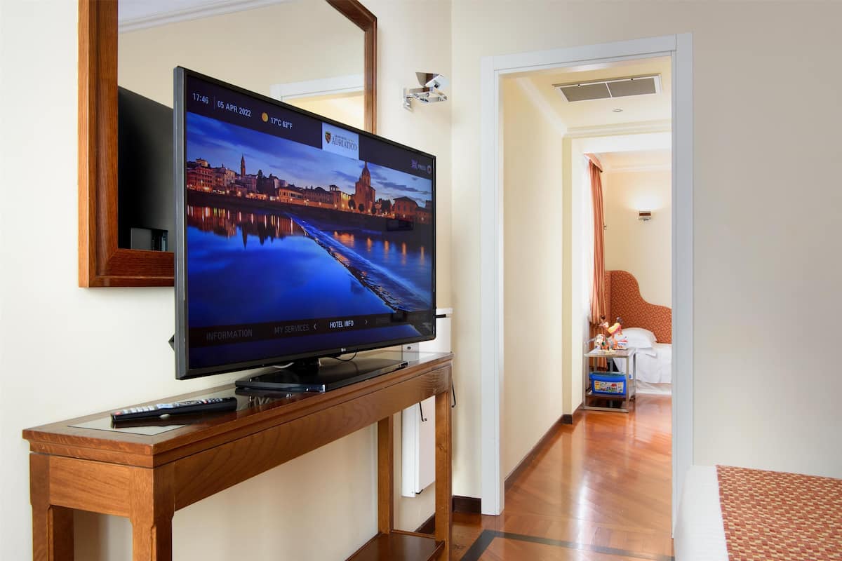 Ropa de cama de alta calidad y minibar