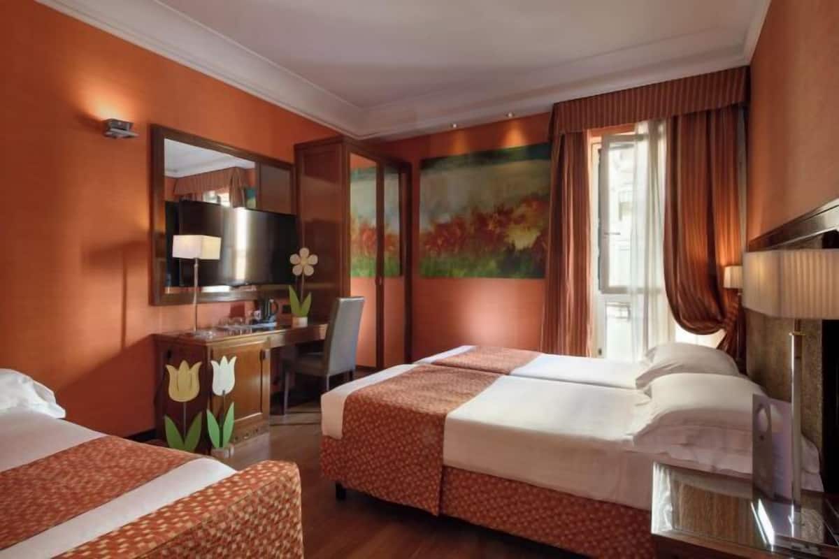 Premium bedding, minibar, in-room safe, desk