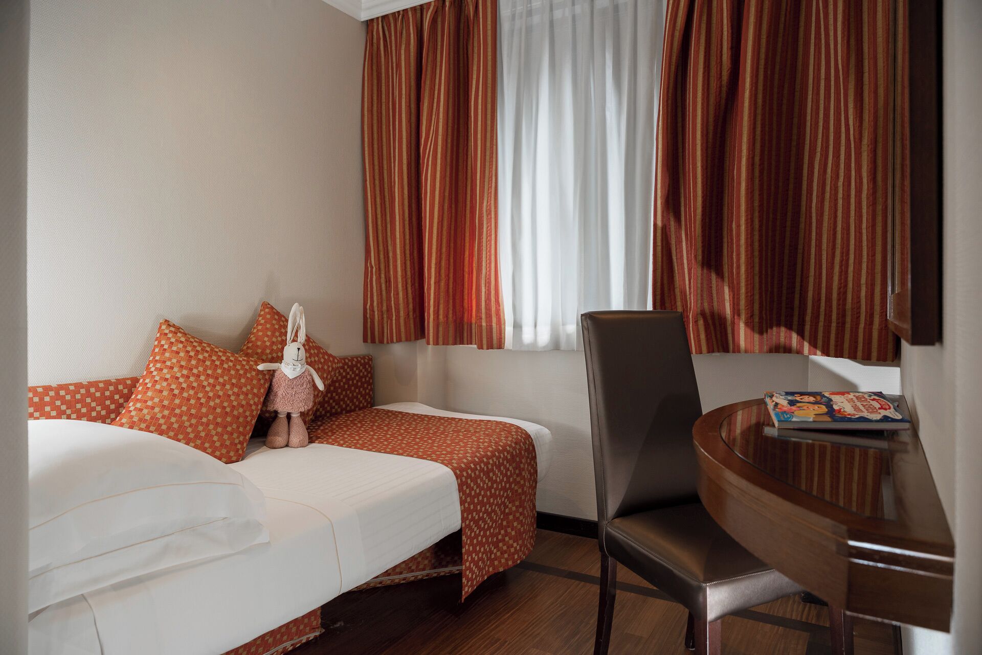 Premium bedding, minibar, in-room safe, desk