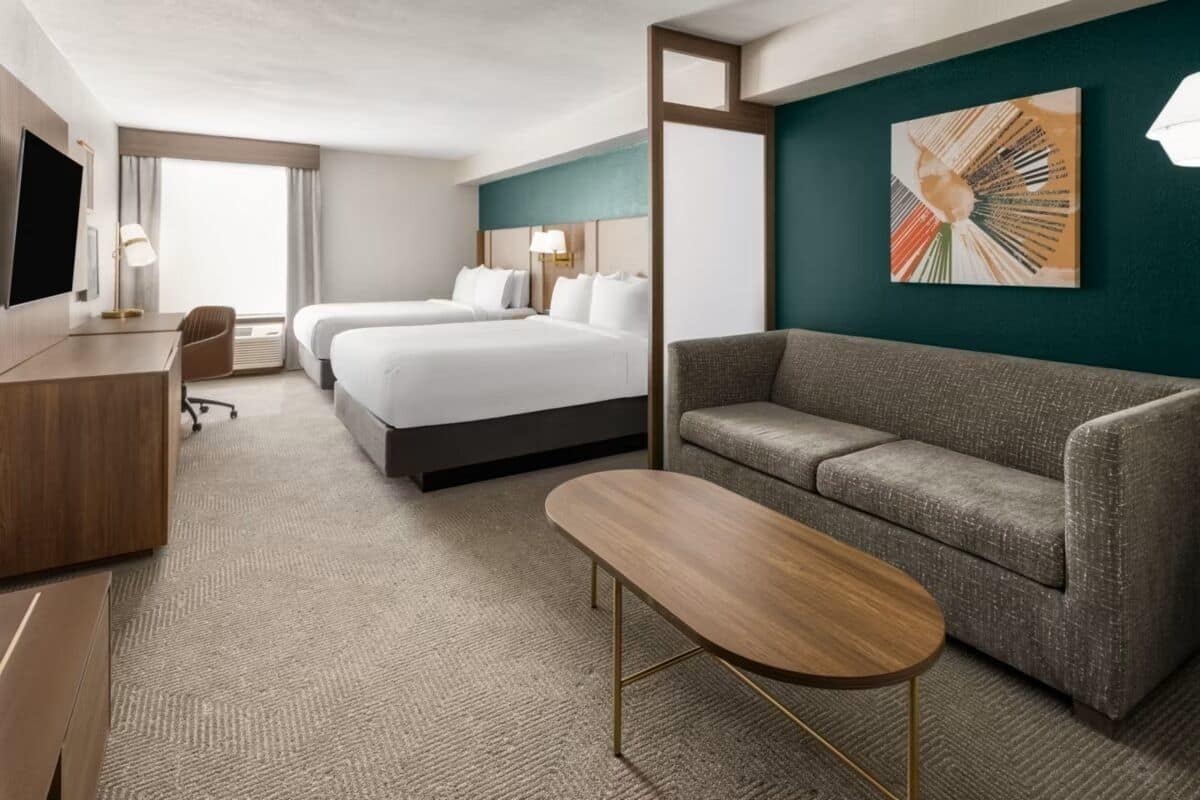 Suite, 2 Queen Beds | Premium bedding, pillowtop beds, desk, laptop workspace