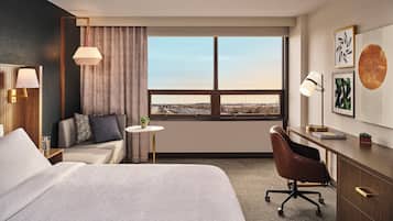 Literie de qualité supérieure, surmatelas, bureau