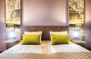Comfort Room | In-room safe, desk, soundproofing, free cribs/infant beds