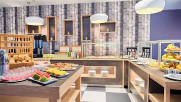Daily buffet breakfast (EUR 17 per person)