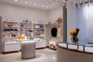 Gift shop - Hotel Crescent Court (Dallas)