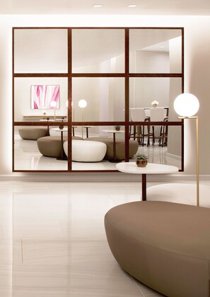 Couples treatment rooms, sauna, hot tub, steam room, body treatments