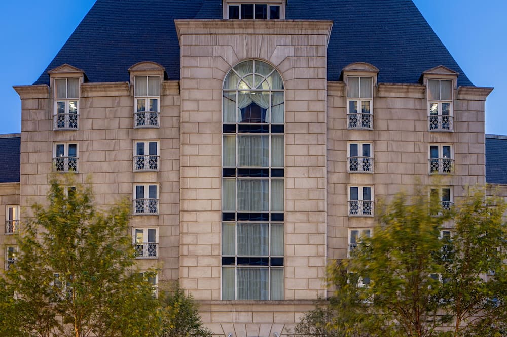 luxury hotels in Dallas
