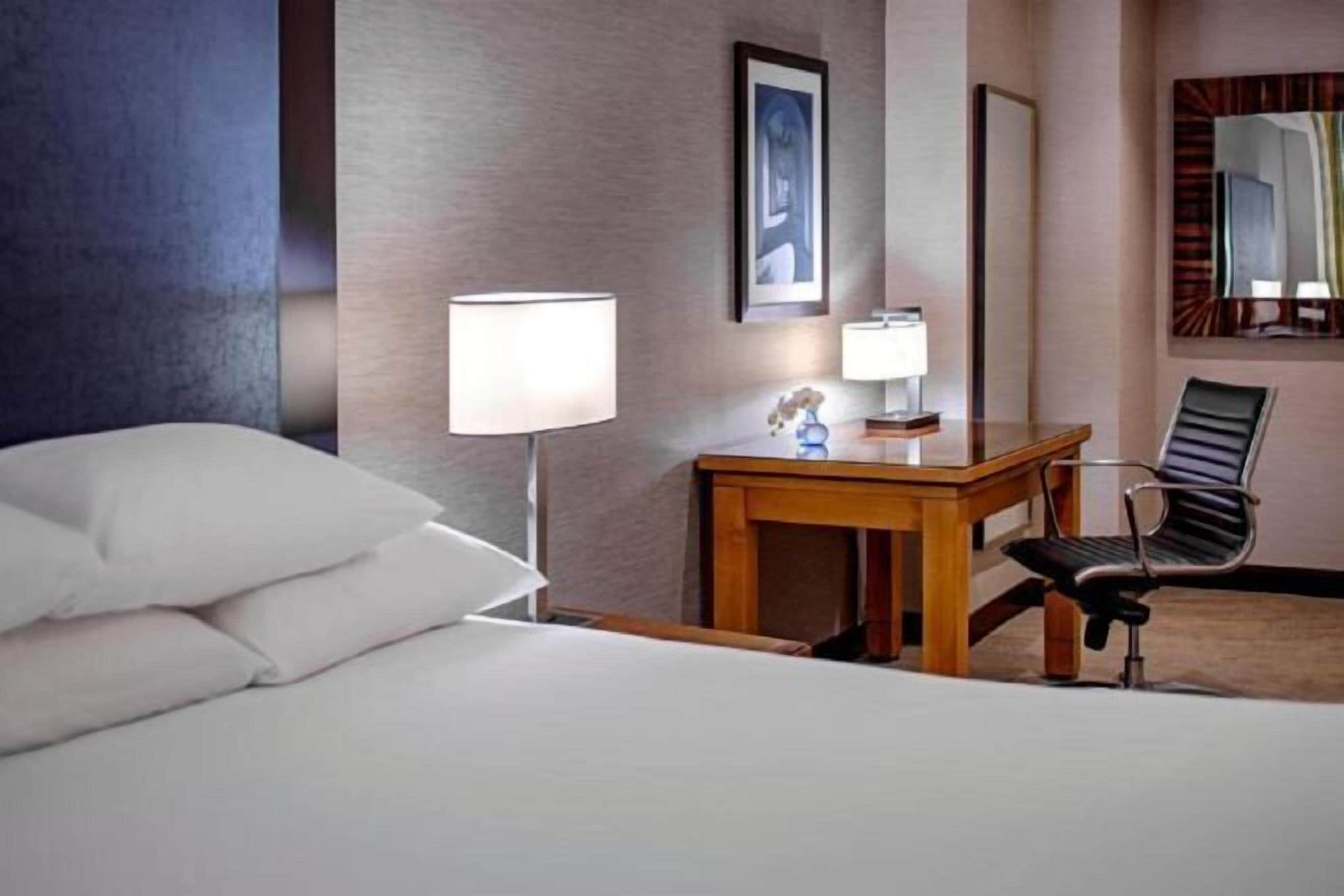 Literie hypoallergénique, surmatelas, coffres-forts dans les chambres