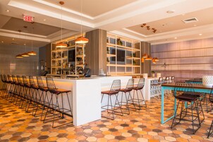 Bar (en la propiedad)