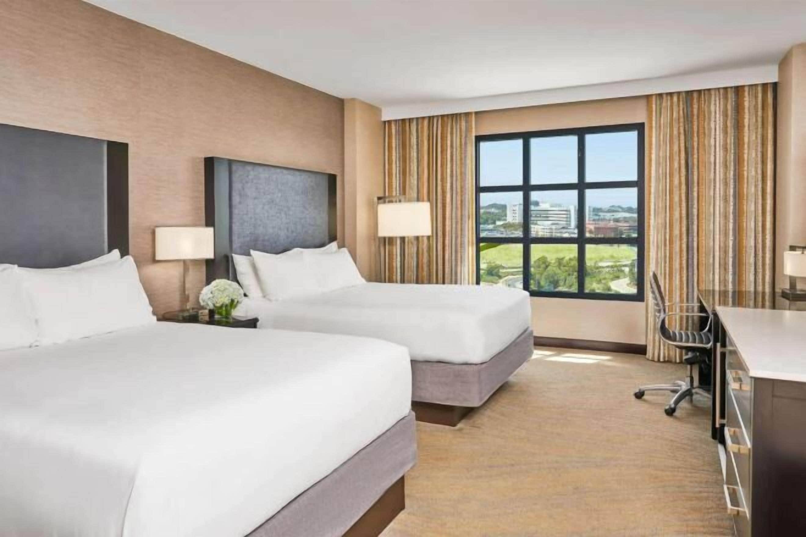 Literie hypoallergénique, surmatelas, coffres-forts dans les chambres