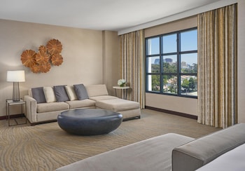 Hypo-allergenic bedding, pillowtop beds, in-room safe, desk at Hyatt Regency La Jolla