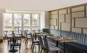 Breakfast, lunch and dinner served