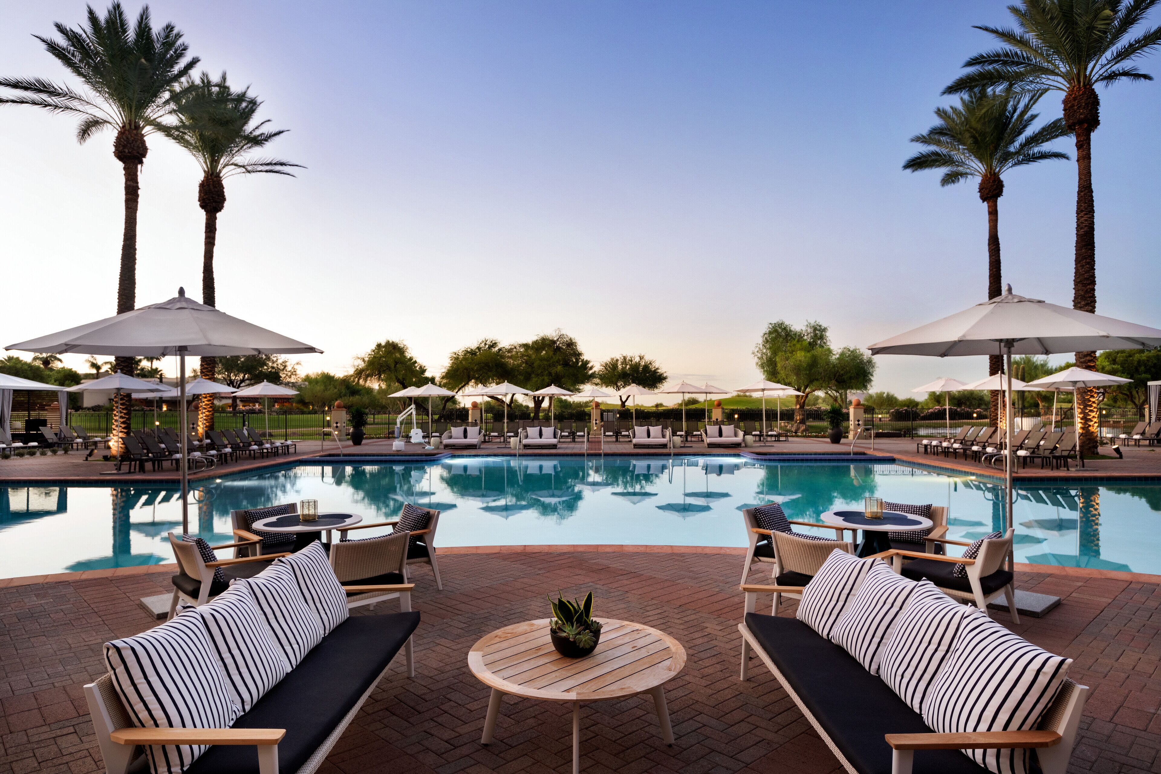 6 outdoor pools, open 6:00 am to 10:00 pm, pool cabanas (surcharge)