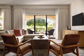 Suite, 1 cama King size (Princess, 1 Bedroom) | Ropa de cama de alta calidad, edredón, camas con pillow-top y minibar 