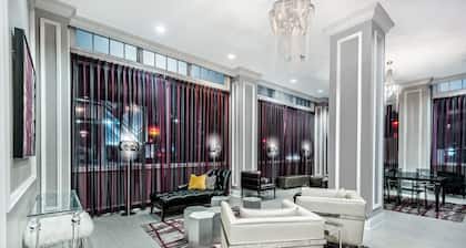 Hotel Indigo Dallas Downtown by IHG