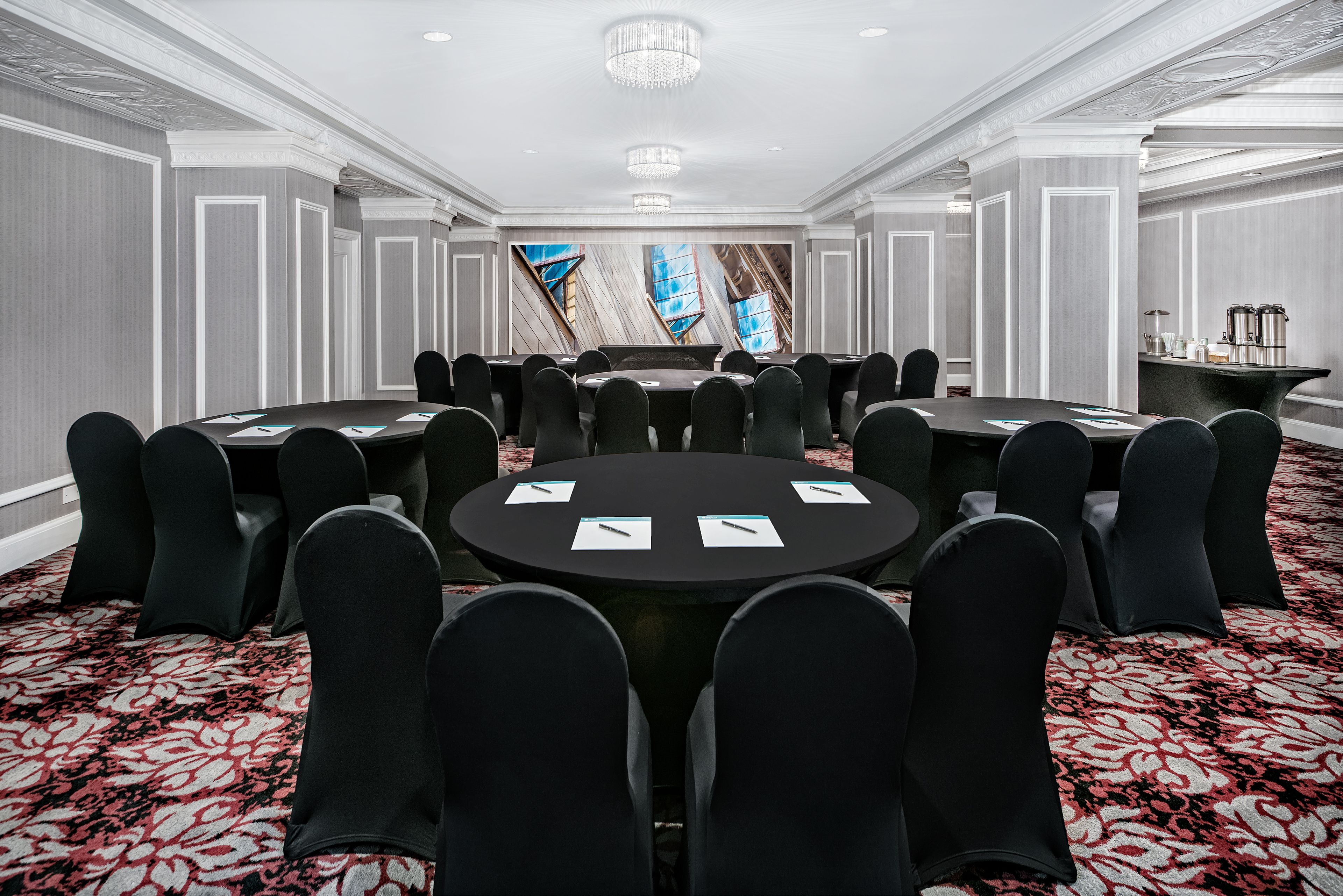 Photo - Hotel Indigo Dallas Downtown by IHG