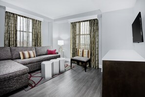 Premium bedding, pillow-top beds, in-room safe, desk