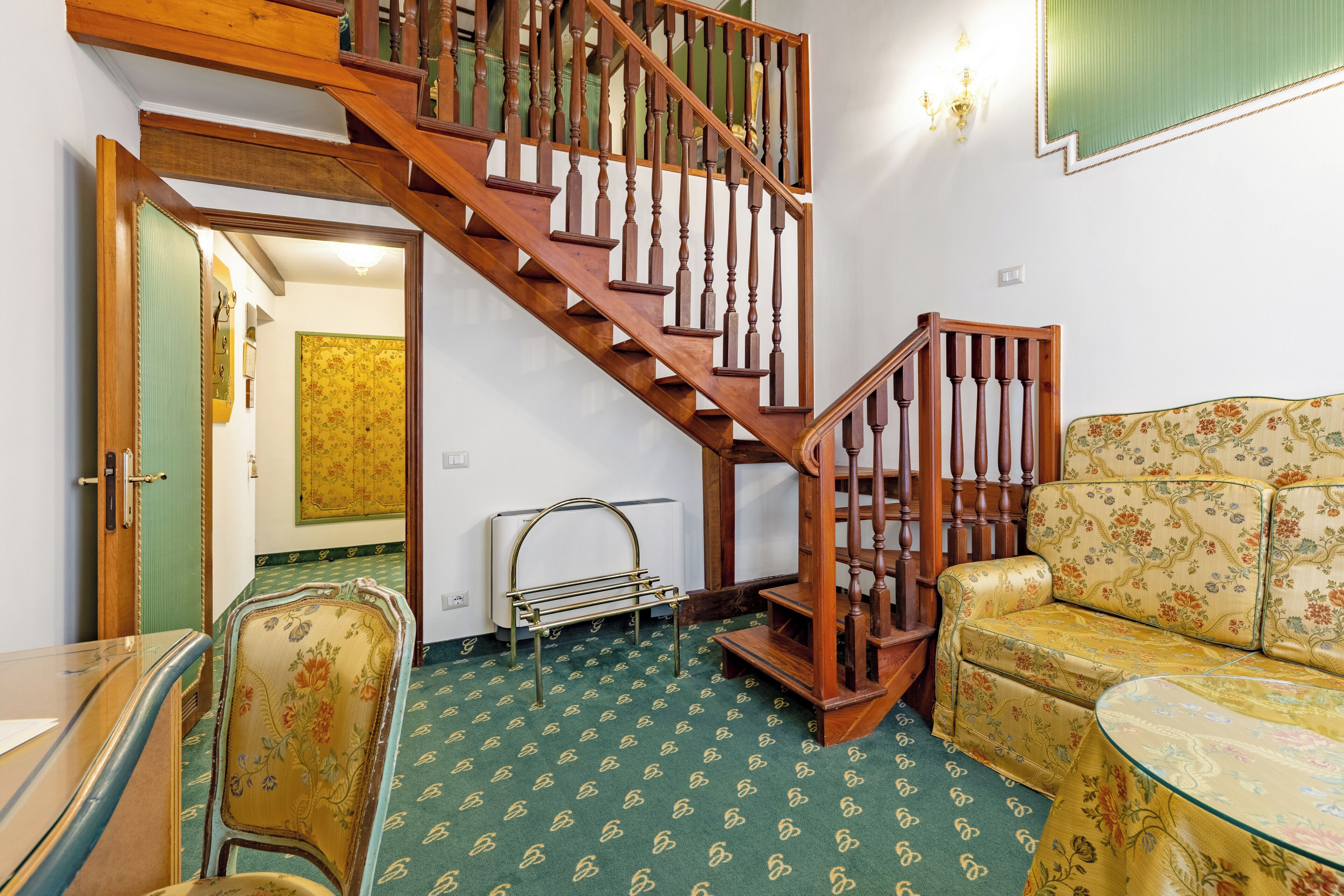 suite (junior suite loft) | living area | lcd tv