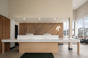 Exterior - Holiday Inn Ontario by IHG (Ontario)