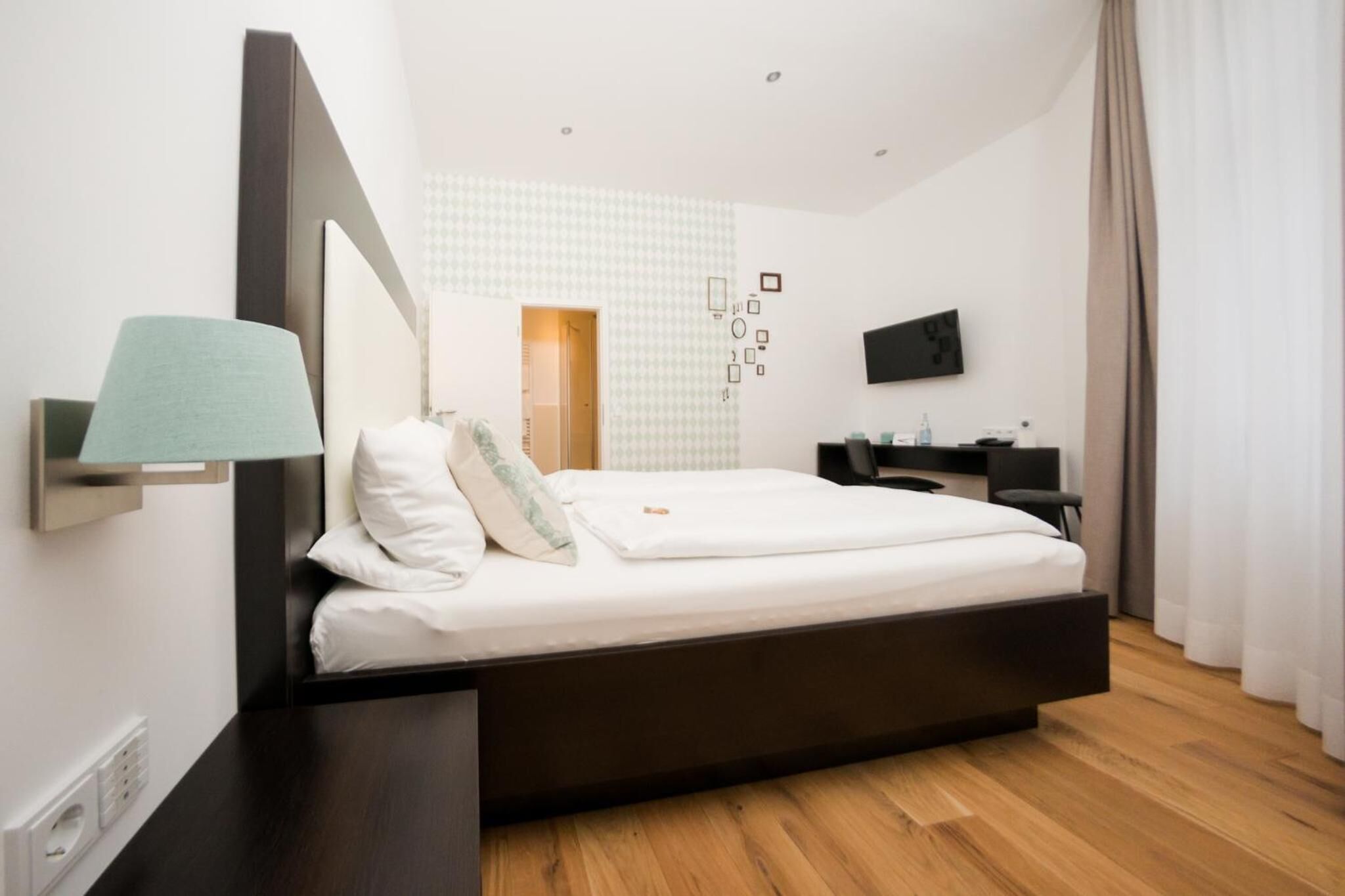 individually decorated, desk, iron/ironing board, free wifi