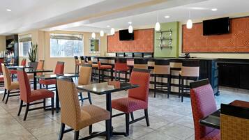 Free daily full breakfast