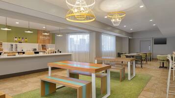 Komplett frokost er inkludert hver dag