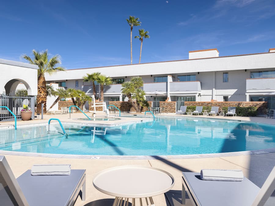 Outdoor pool, sun loungers