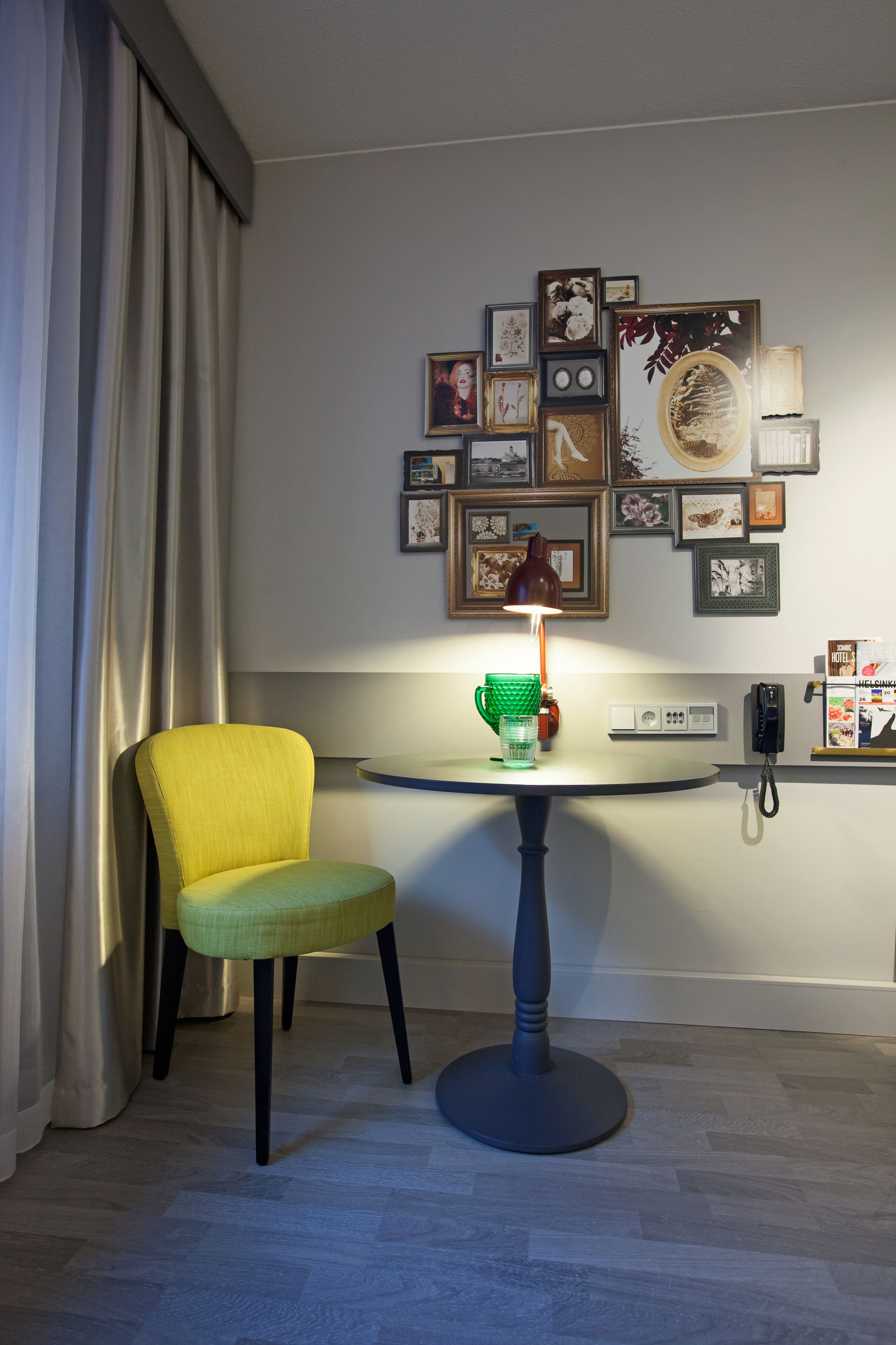 in-room safe, free wifi, bed sheets