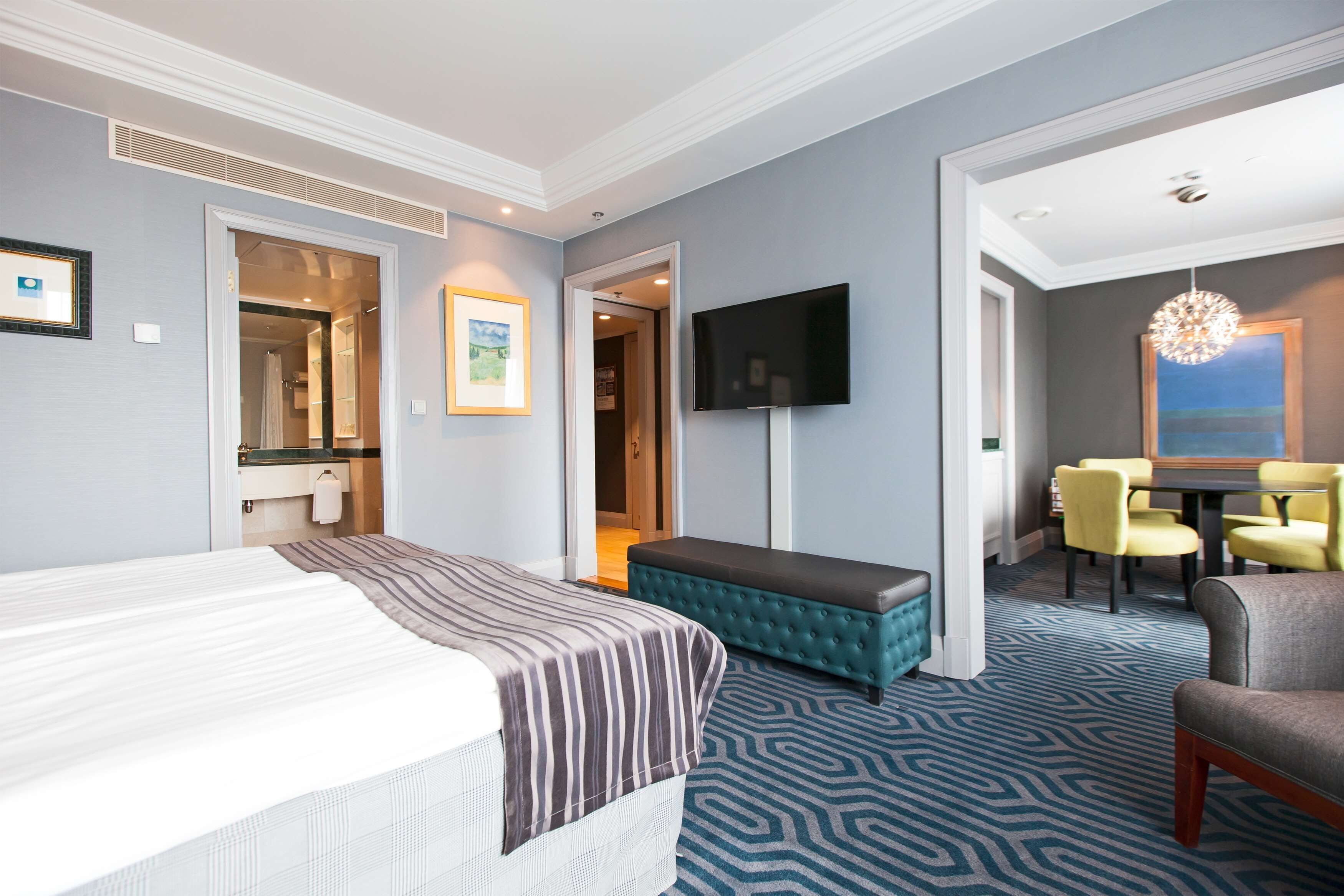 Superior Room, 1 King Bed (Plus) | In-room safe, free WiFi, bed sheets