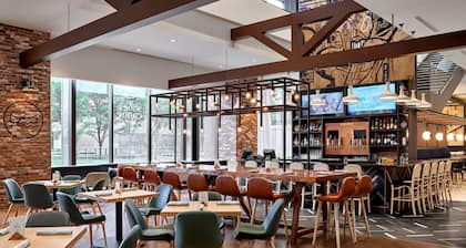 Delta Hotels by Marriott Calgary Downtown