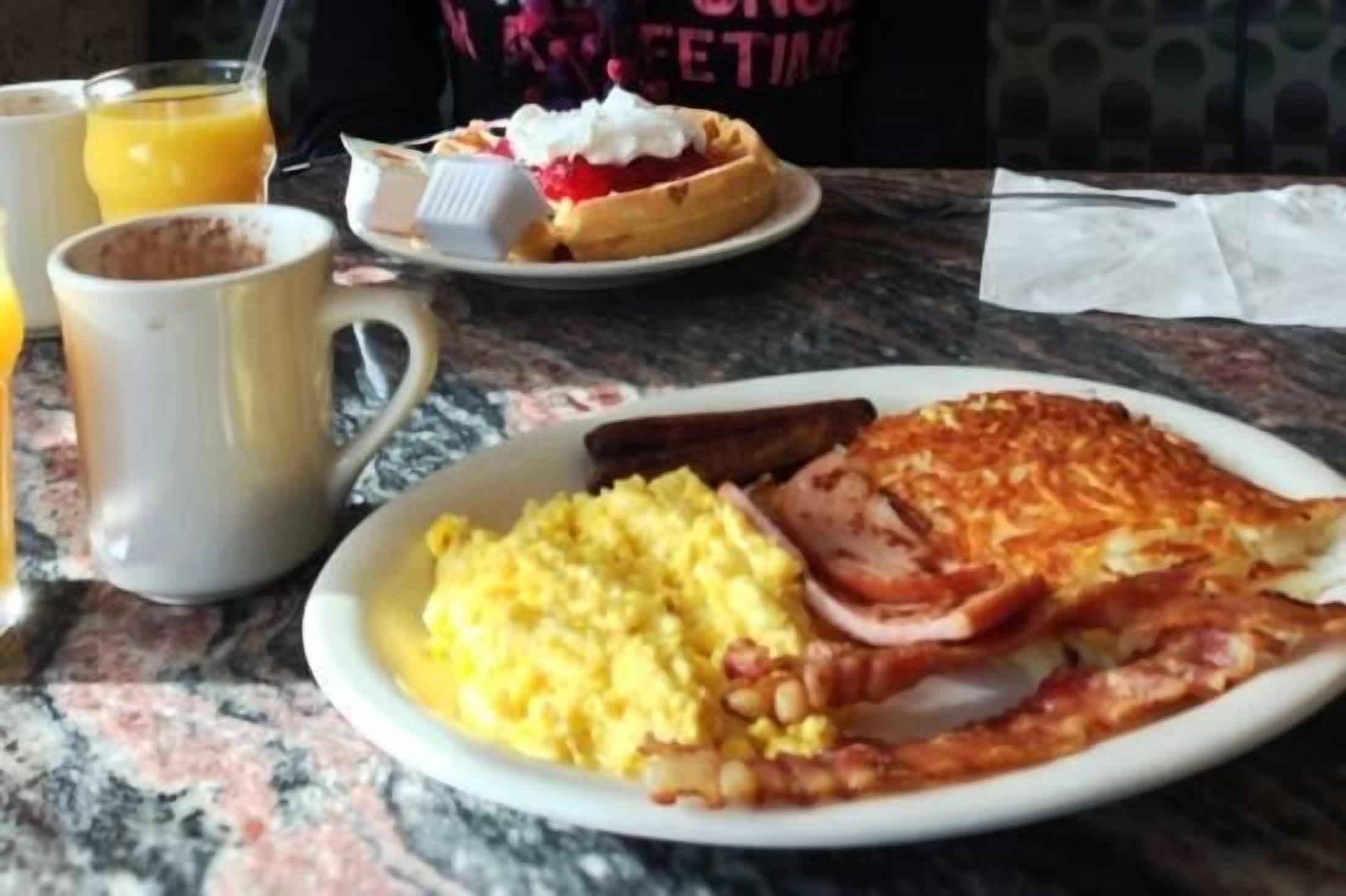 daily cooked-to-order breakfast for a fee